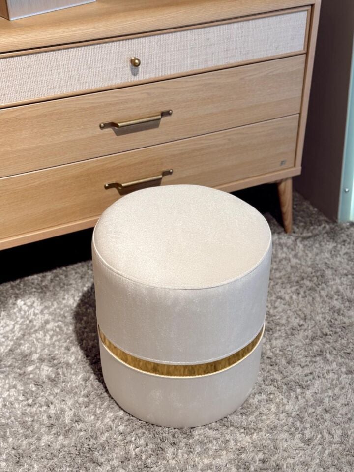 Crearthome Dekoratif Gold Detaylı Puf Tabure Makyaj Masası Pufu Bench Krem
