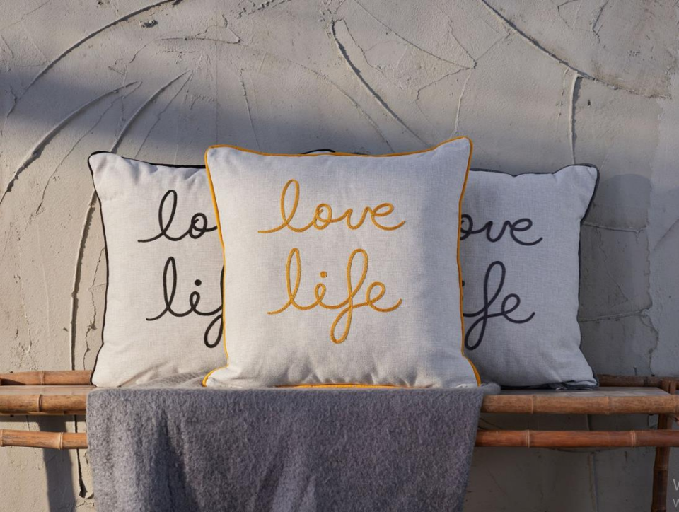 Doqu Home Love Life Kırlent 50 x 50 - Gri