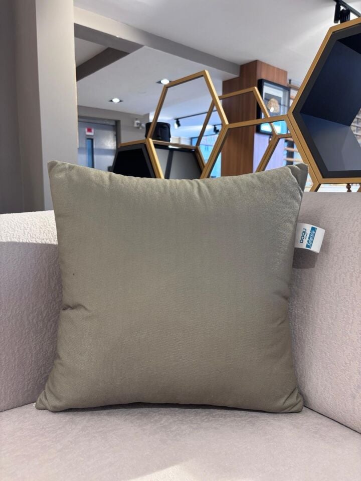 Doqu Home Doğa Kırlent Kılıfı 45 x 45 cm - Yeşil