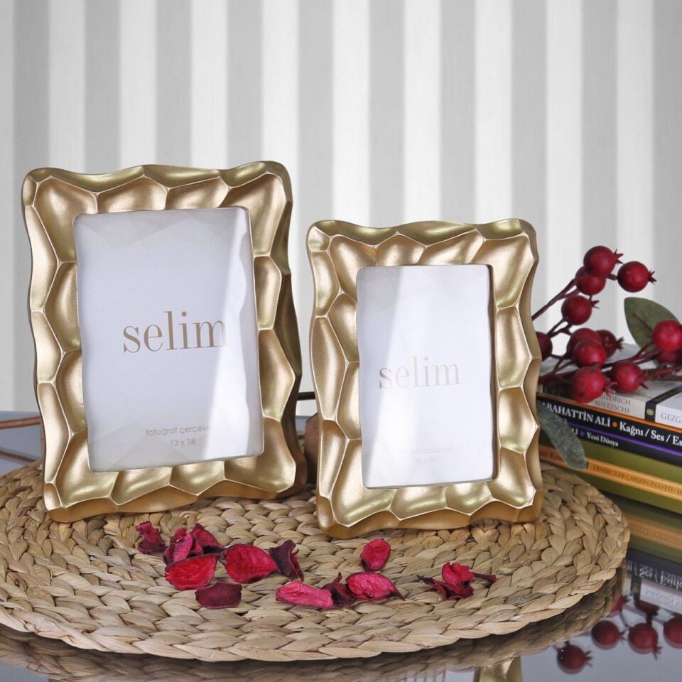 Crearthome Telles 13x18 cm Çerçeve Altın SCRV116ALT85RS