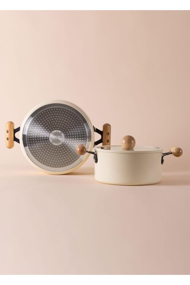 The Mia Cucina Di Mia Derin Tencere 24 cm CDM0005